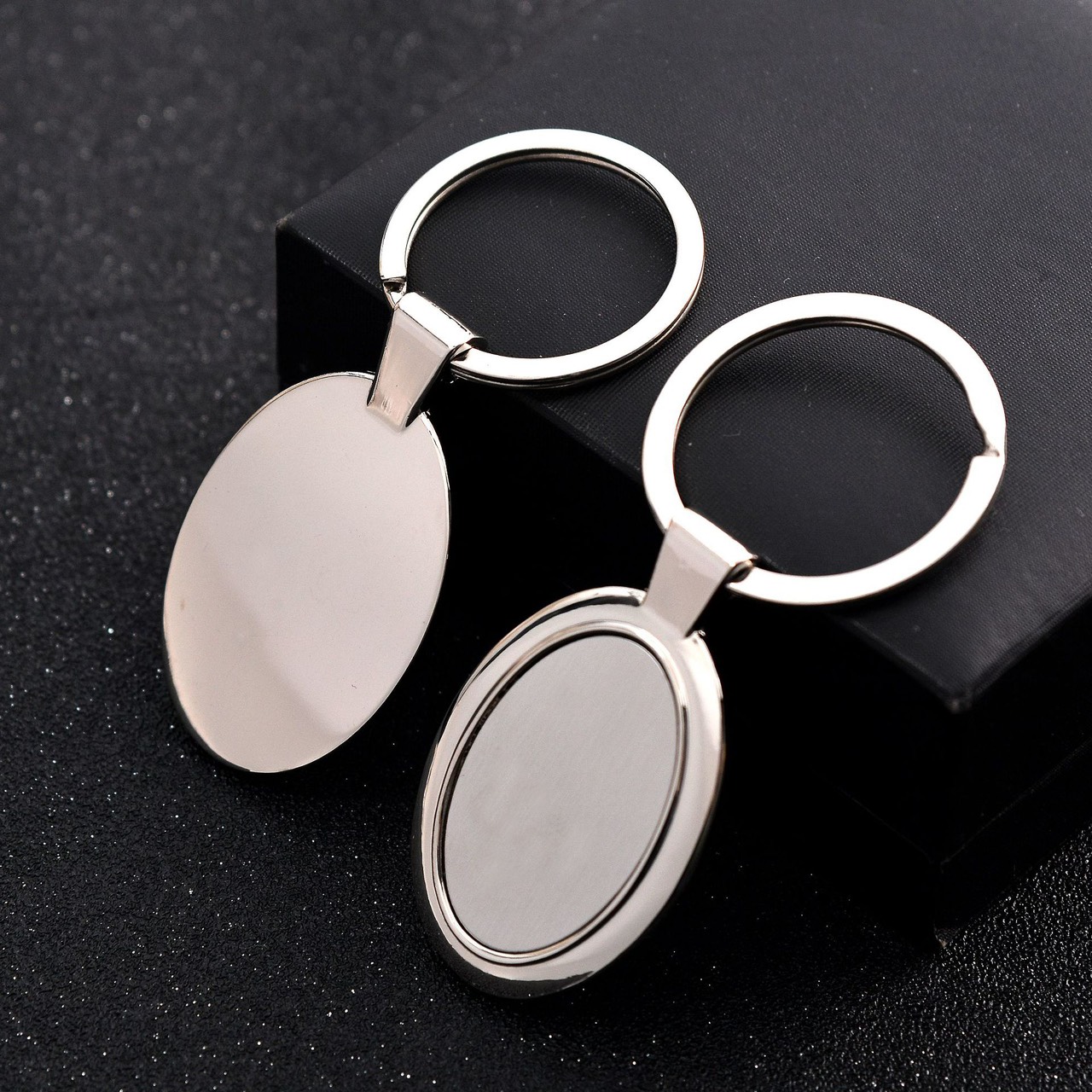Móc khoá kim loại