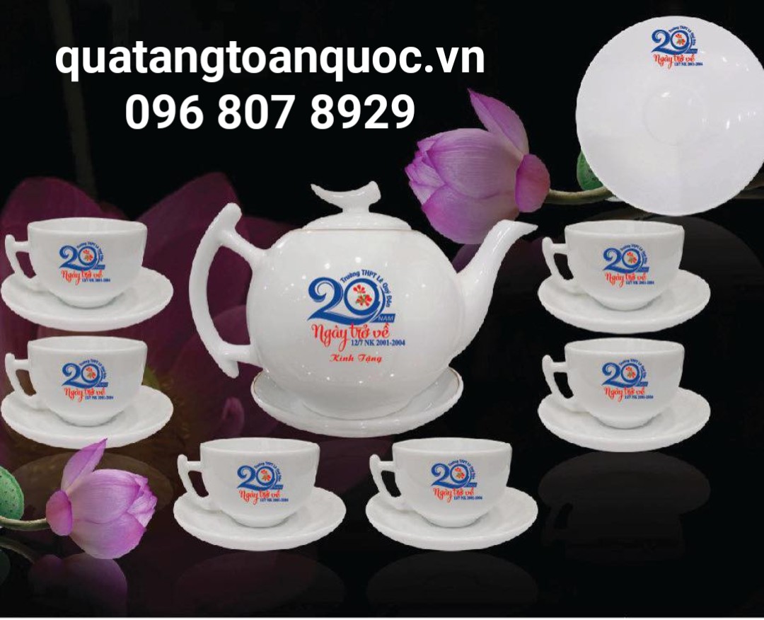 Quà Tặng Kỷ Niệm Trường