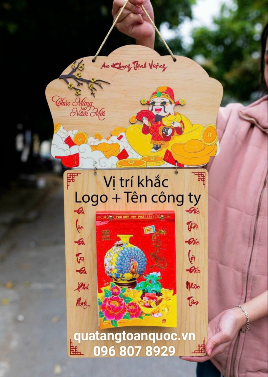 Lịch Gỗ Treo Tường