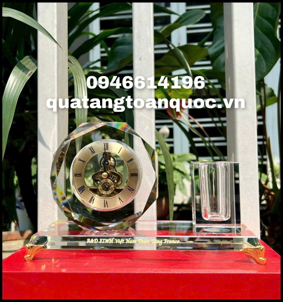 Đồng hồ để bàn
