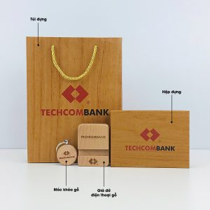 Dịch vụ in logo doanh nghiệp bộ quà tặng tre